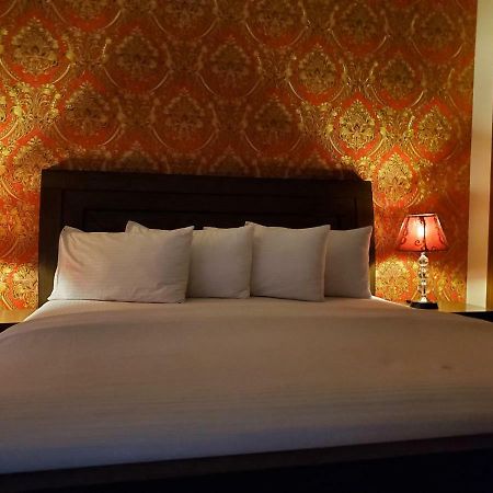 Mulberry Guest House F-10 Islamabad Zewnętrze zdjęcie
