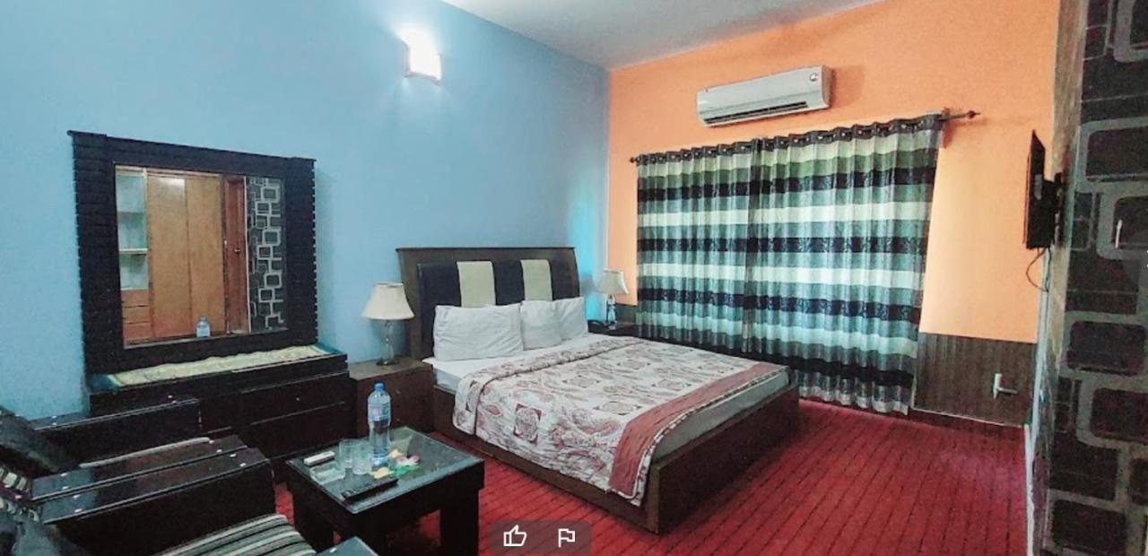 Mulberry Guest House F-10 Islamabad Zewnętrze zdjęcie