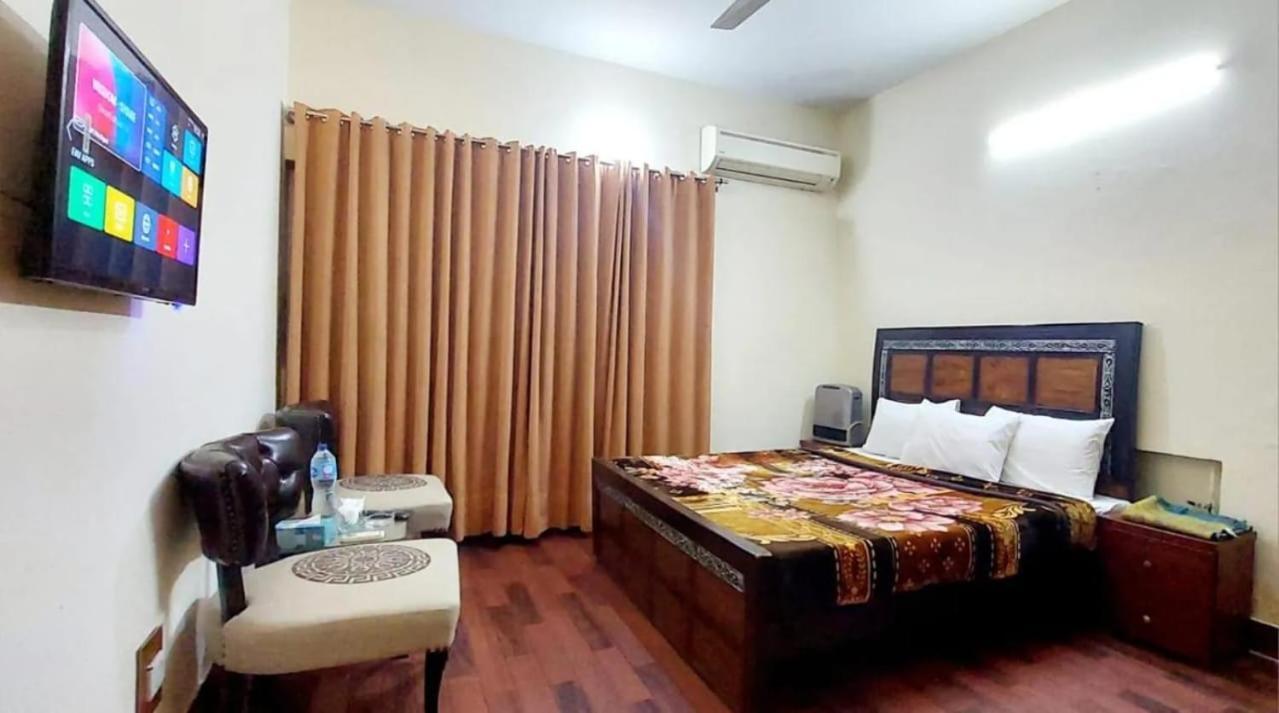 Mulberry Guest House F-10 Islamabad Zewnętrze zdjęcie